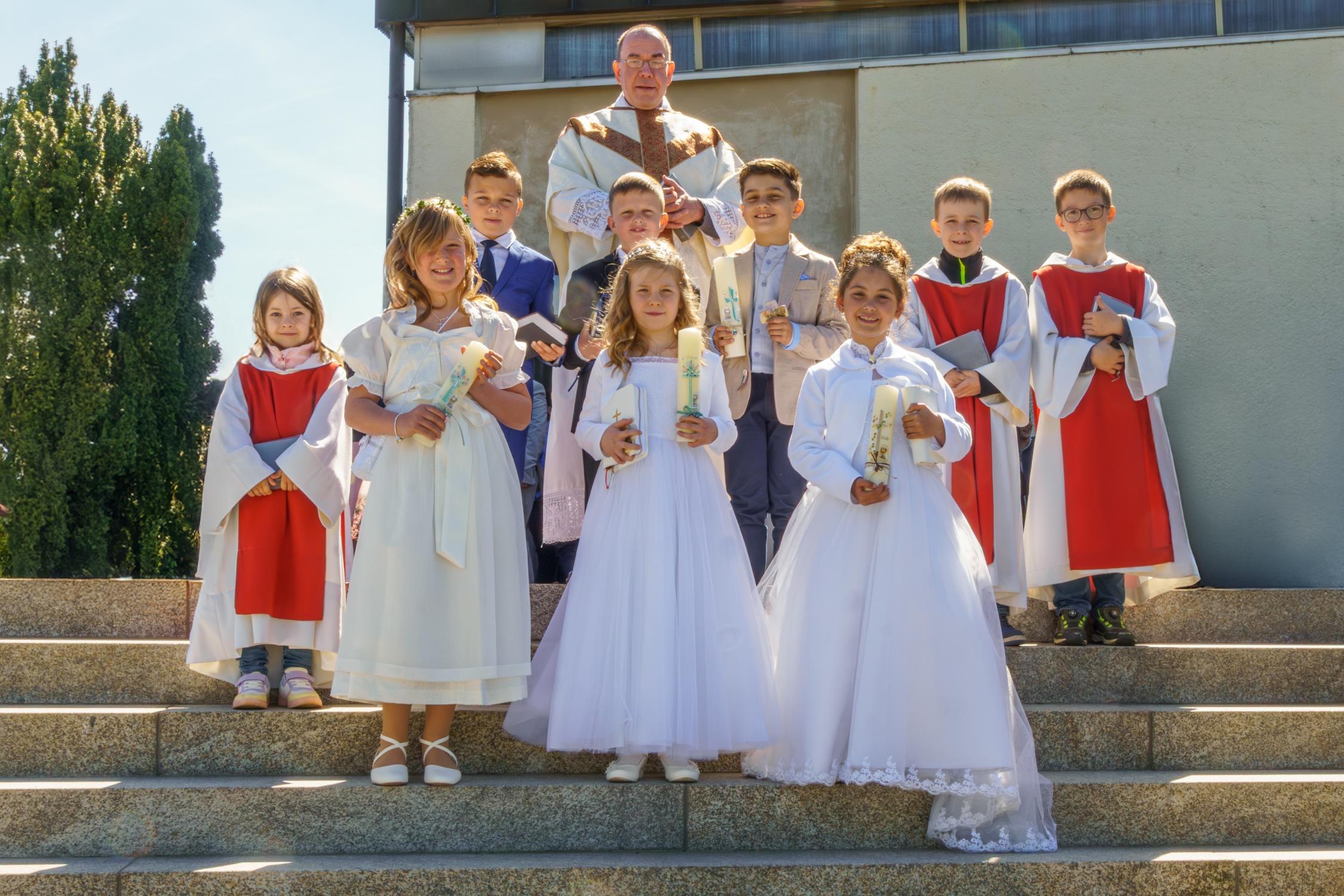 Erst- und Jubelkommunion in Steinbach am Wald